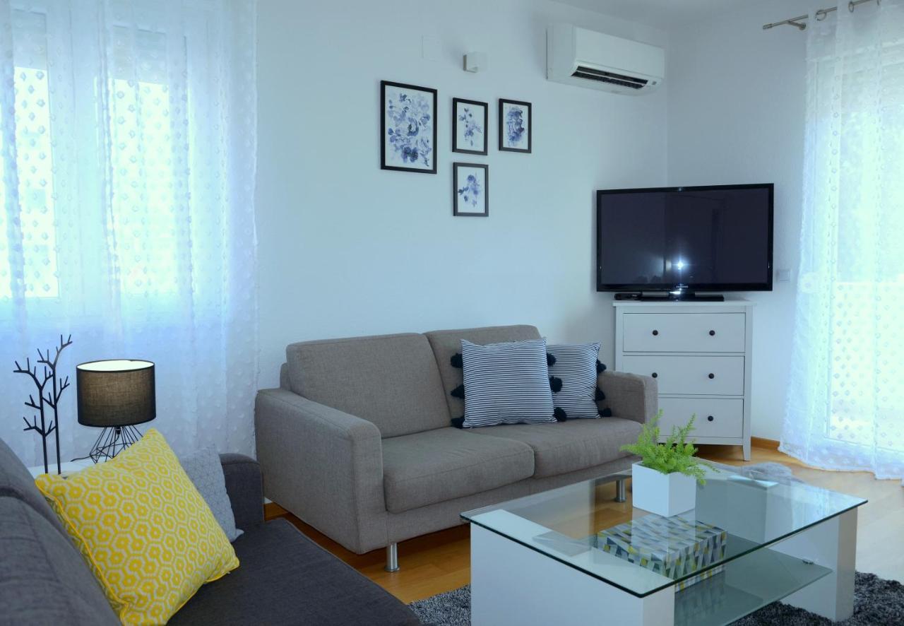Iris Beach Apartments Kaštela Zewnętrze zdjęcie