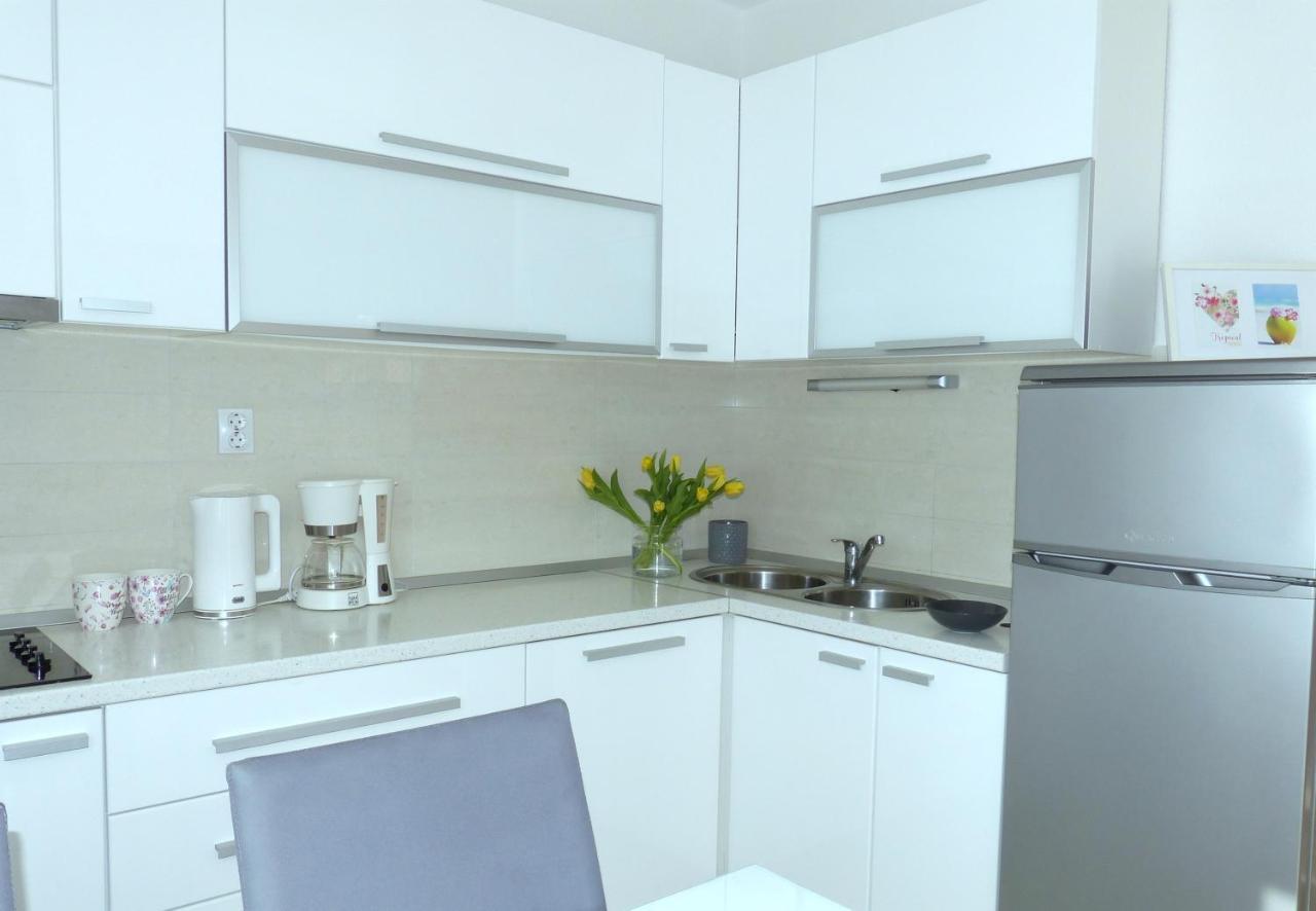 Iris Beach Apartments Kaštela Zewnętrze zdjęcie