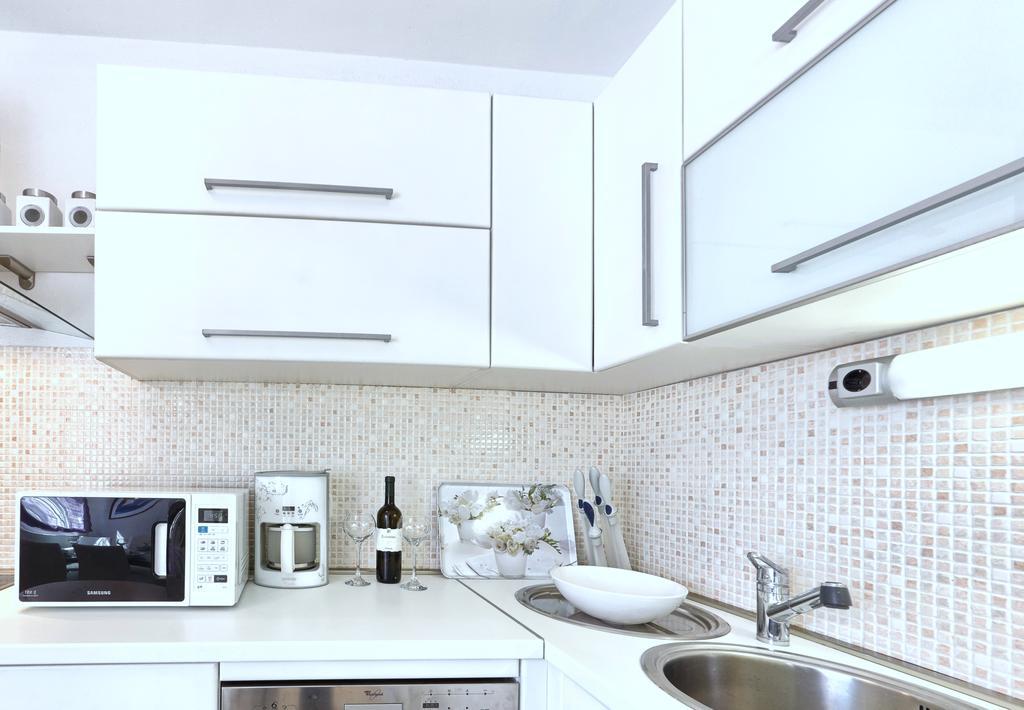 Iris Beach Apartments Kaštela Zewnętrze zdjęcie