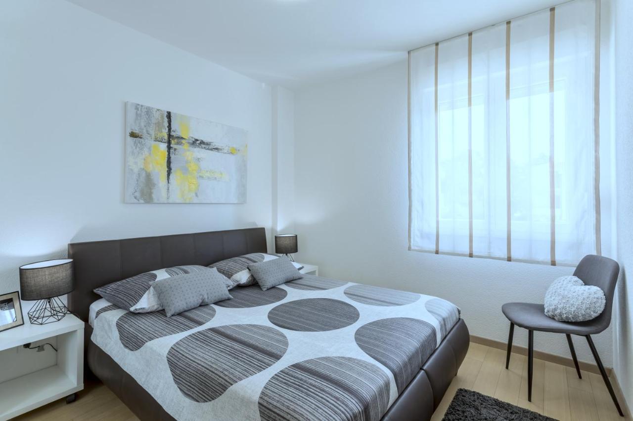 Iris Beach Apartments Kaštela Zewnętrze zdjęcie