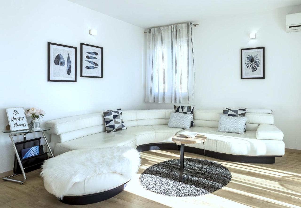 Iris Beach Apartments Kaštela Zewnętrze zdjęcie