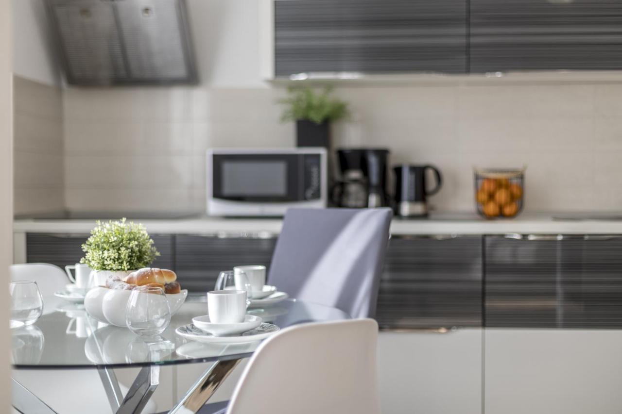 Iris Beach Apartments Kaštela Zewnętrze zdjęcie