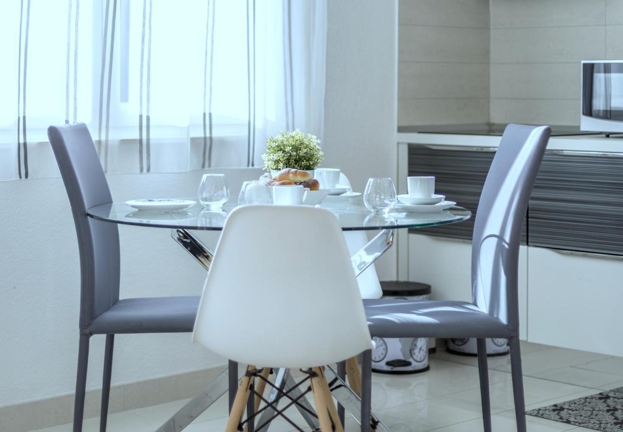 Iris Beach Apartments Kaštela Zewnętrze zdjęcie